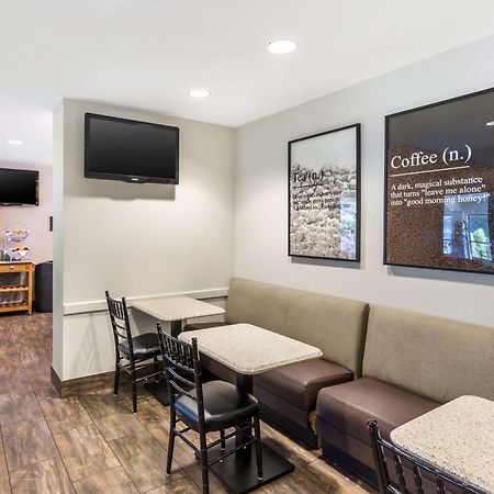 Best Western Plus Cotton Tree Inn Sandy Bagian luar foto