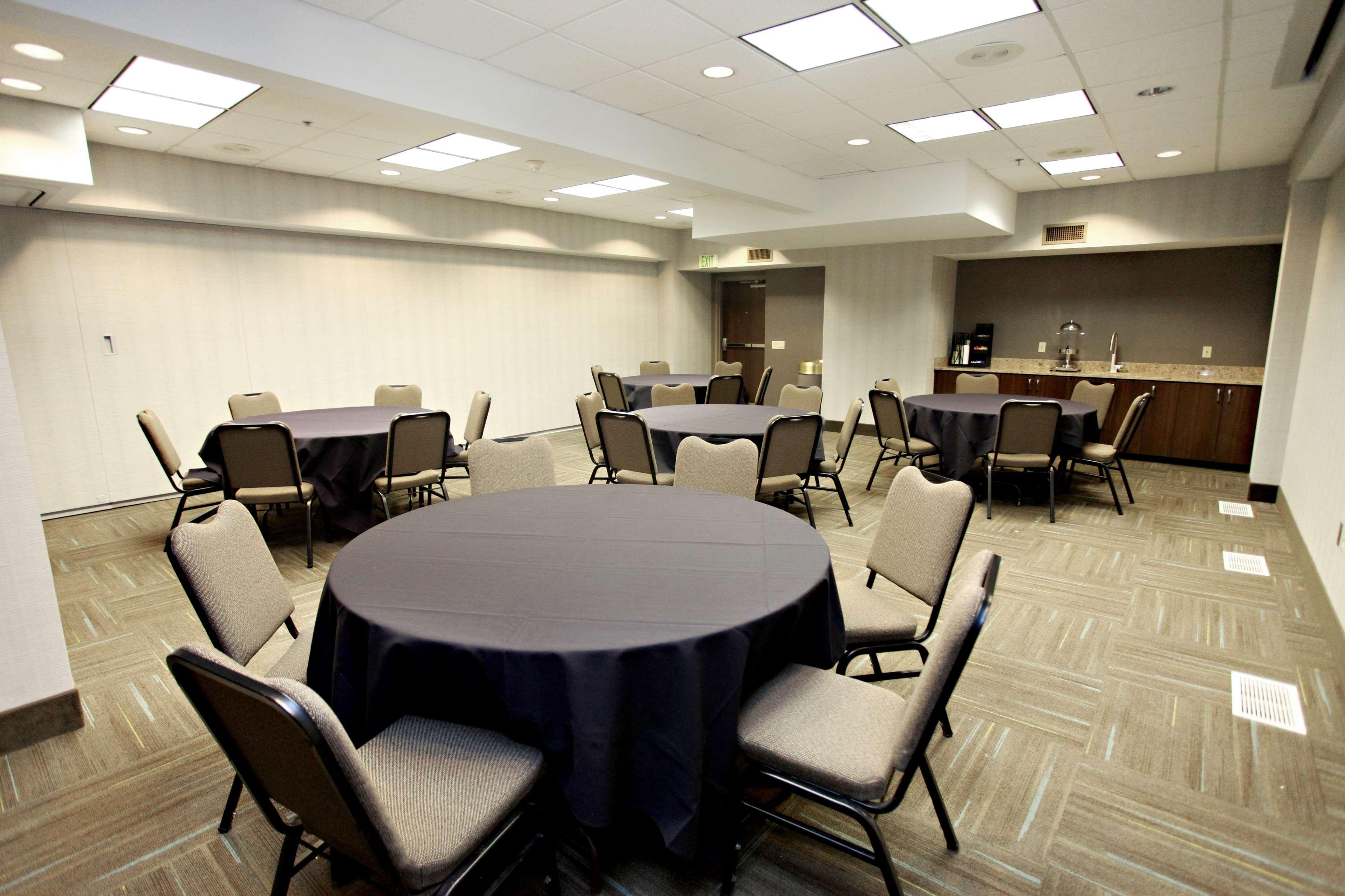 Best Western Plus Cotton Tree Inn Sandy Bagian luar foto
