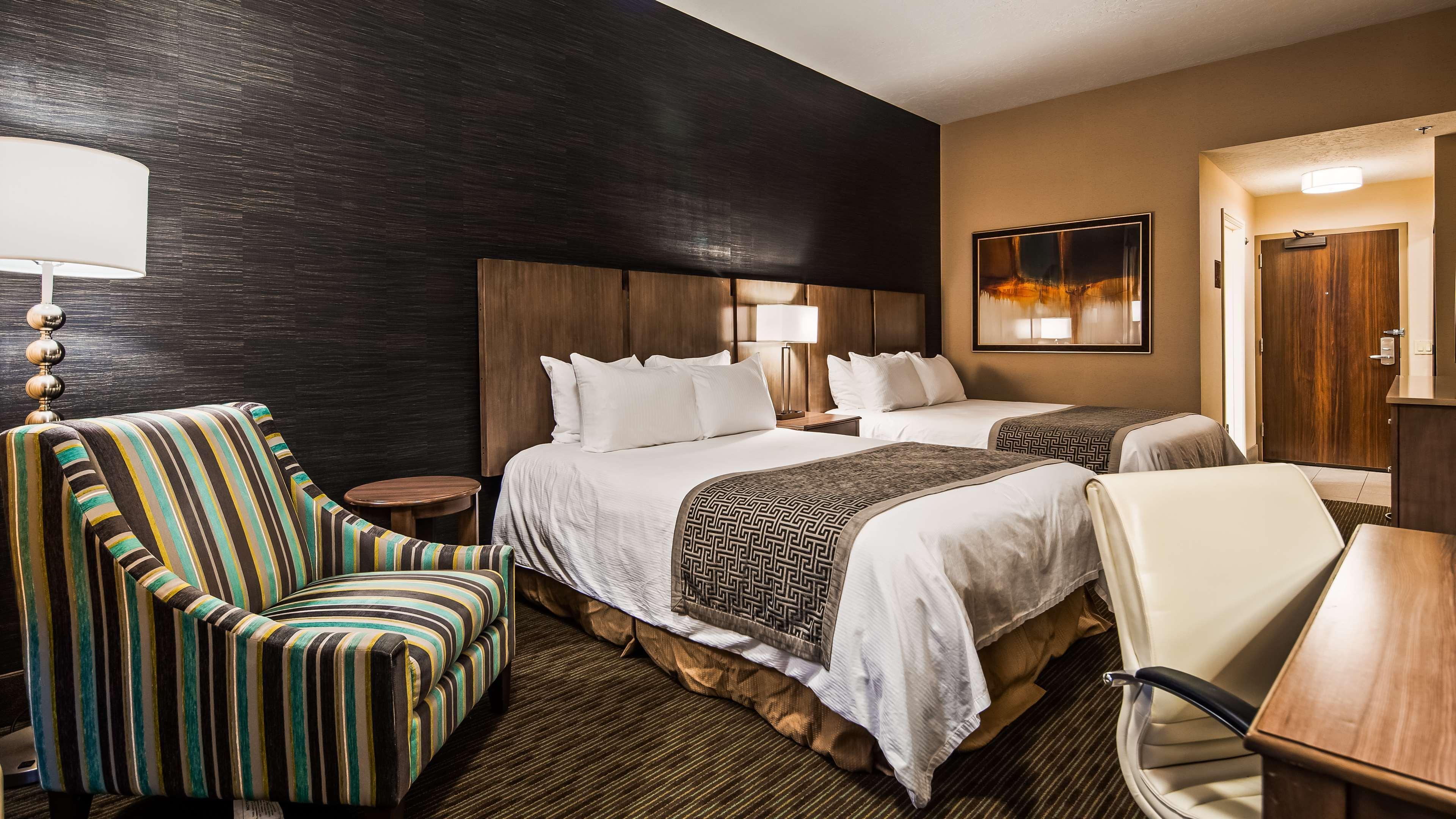 Best Western Plus Cotton Tree Inn Sandy Bagian luar foto