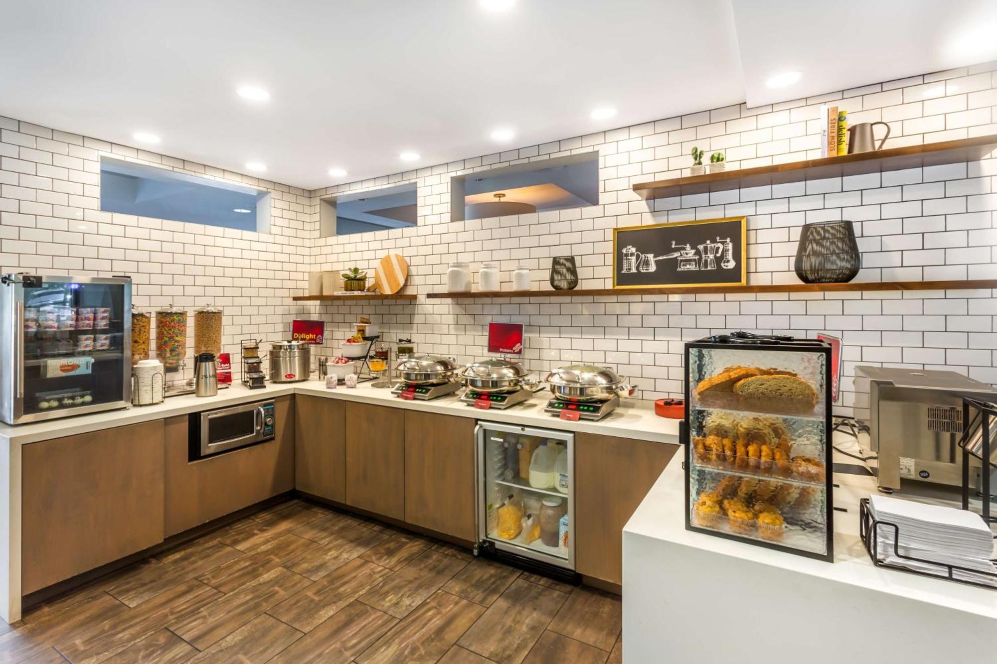 Best Western Plus Cotton Tree Inn Sandy Bagian luar foto