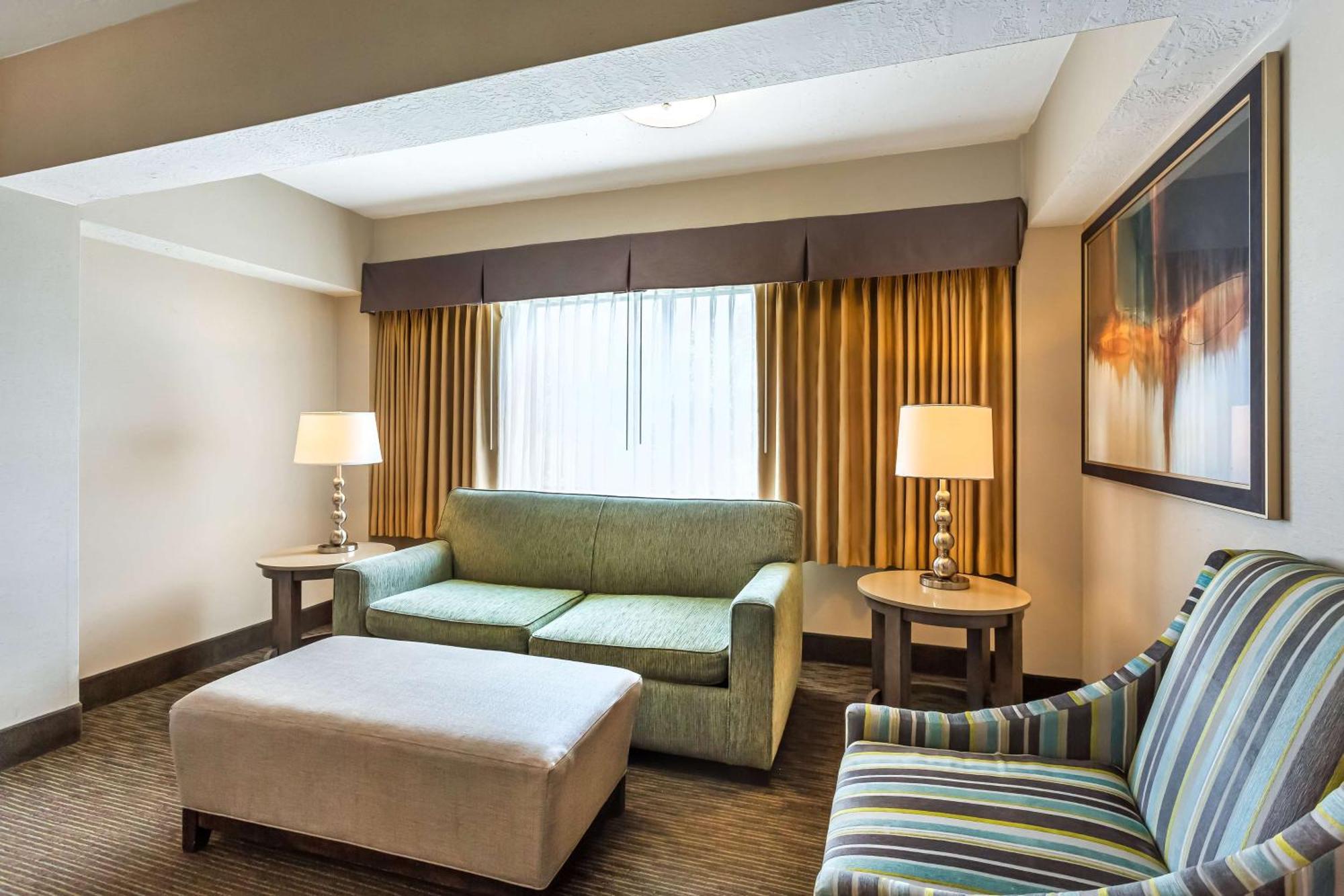 Best Western Plus Cotton Tree Inn Sandy Bagian luar foto
