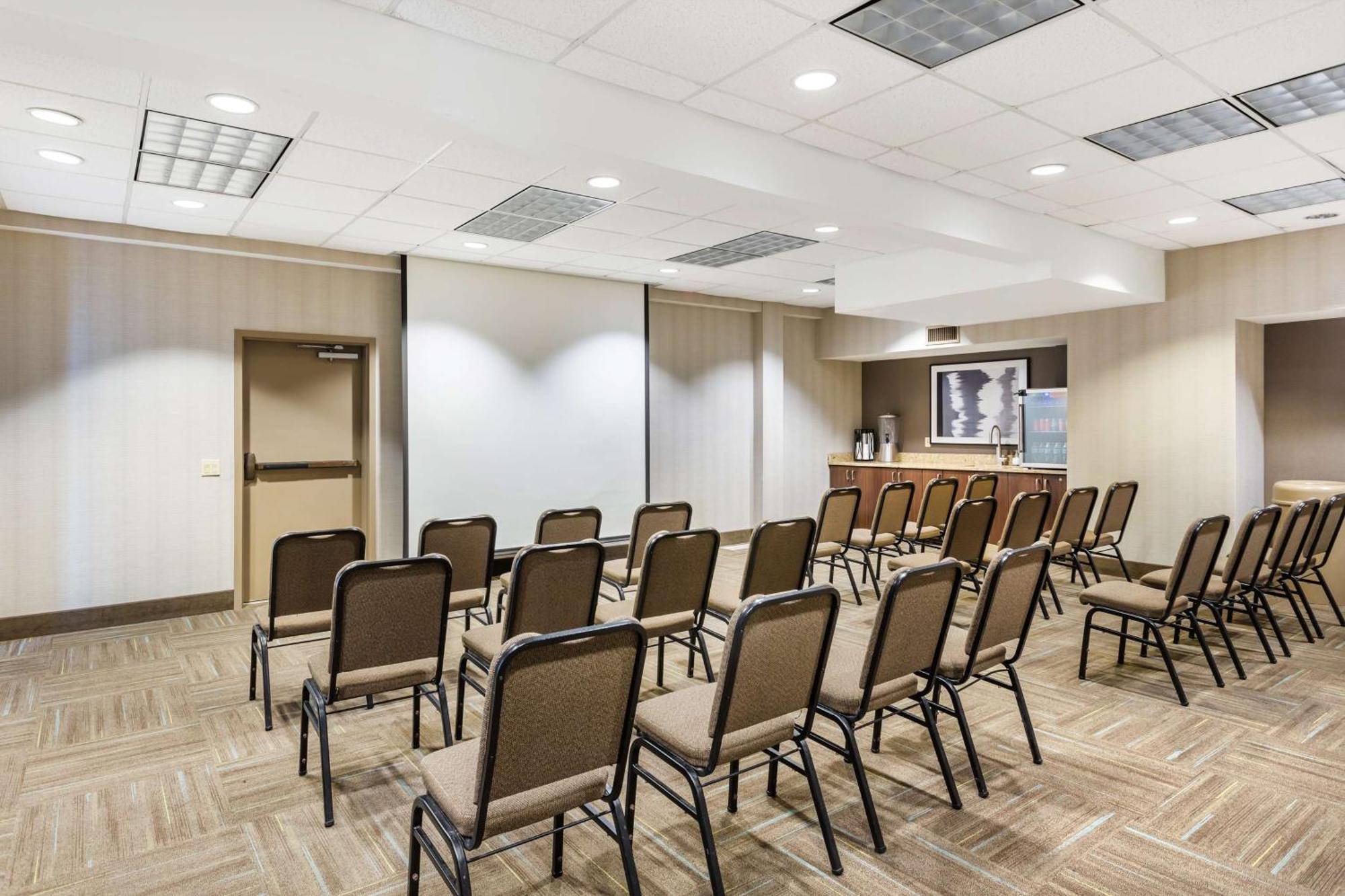 Best Western Plus Cotton Tree Inn Sandy Bagian luar foto