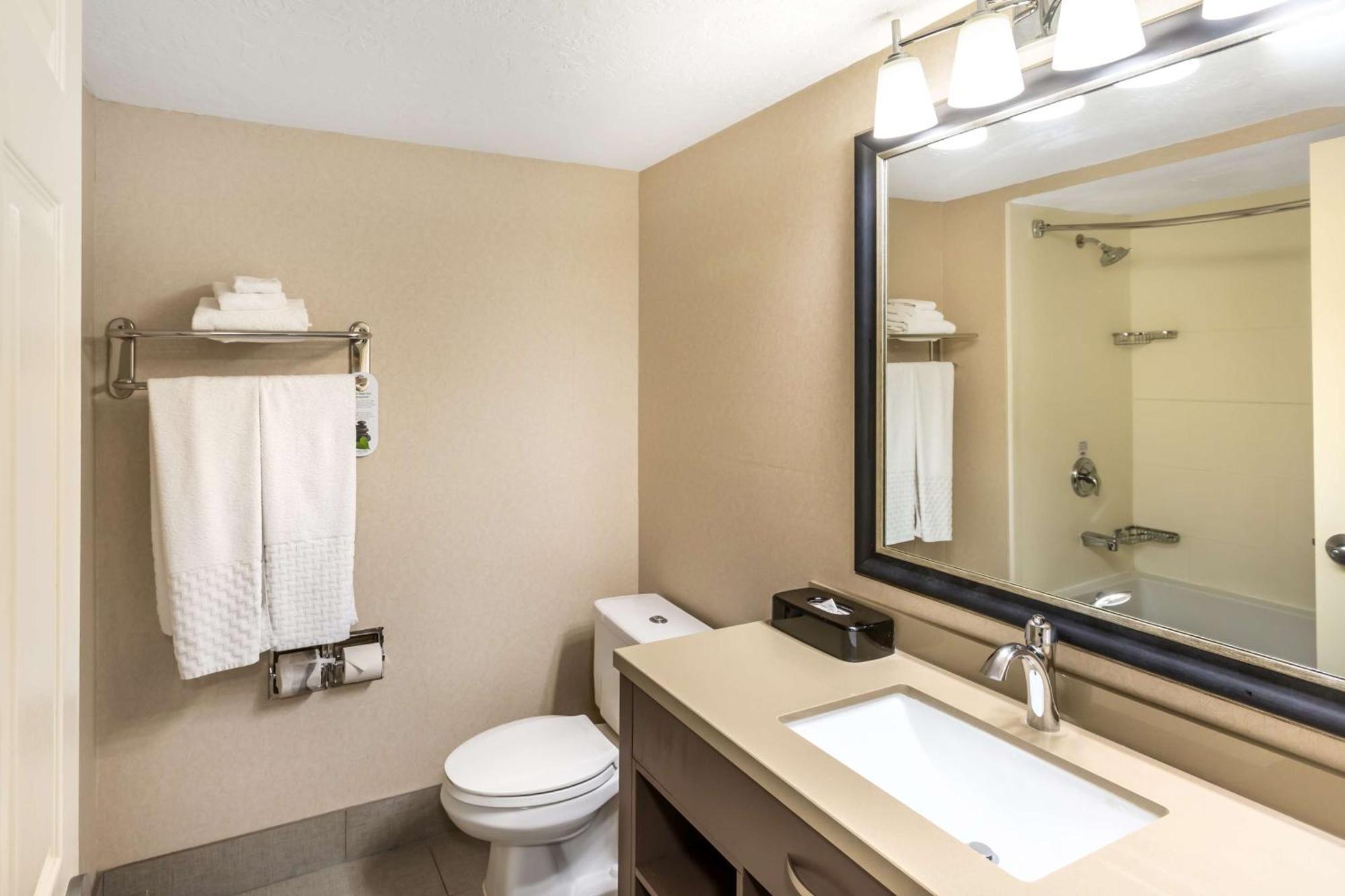 Best Western Plus Cotton Tree Inn Sandy Bagian luar foto