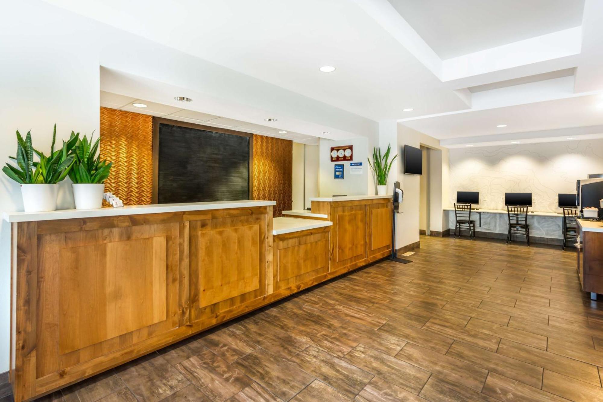 Best Western Plus Cotton Tree Inn Sandy Bagian luar foto