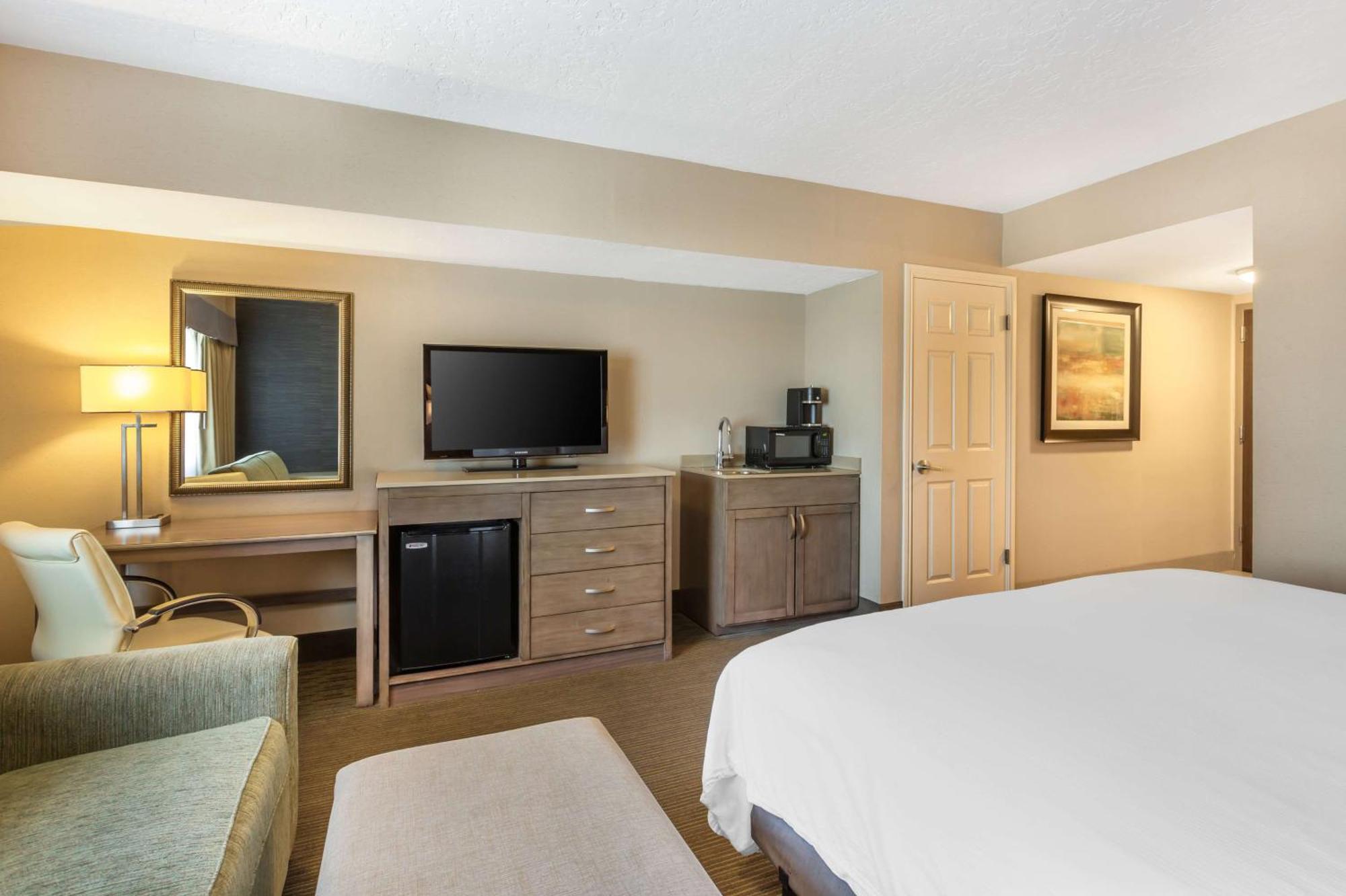 Best Western Plus Cotton Tree Inn Sandy Bagian luar foto