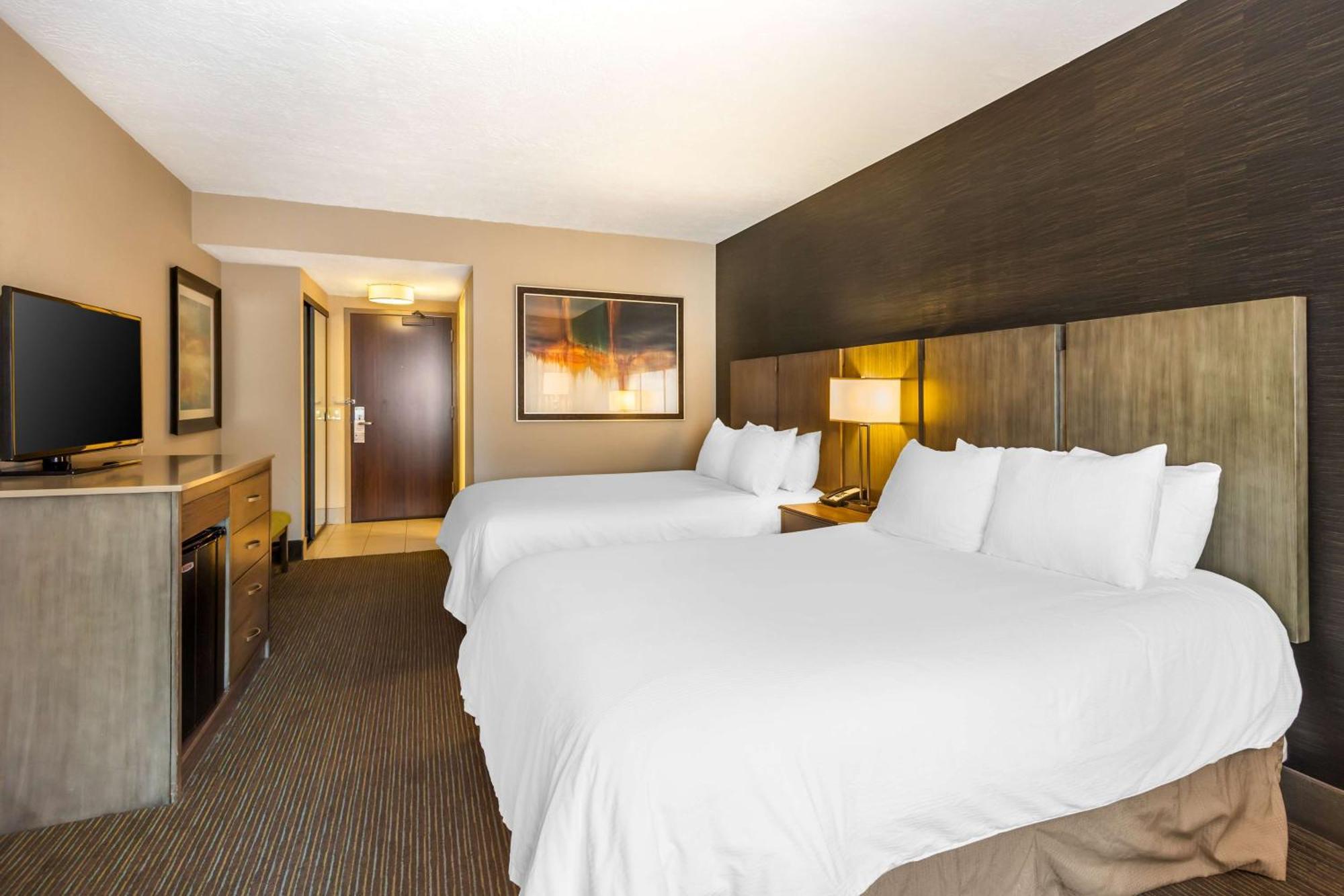 Best Western Plus Cotton Tree Inn Sandy Bagian luar foto